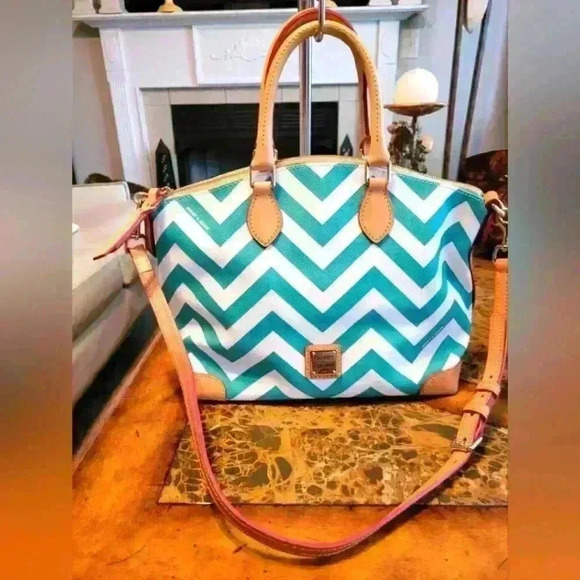 Dooney & Bourke Handbags - Dooney & Bourke Green Chevron pattern leather bag